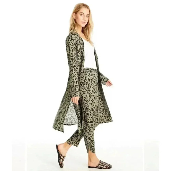SALTWATER LUXE | PREMIUM LUXE ANIMAL PRINT BOHO DUSTER ROBE - Picture 2 of 14